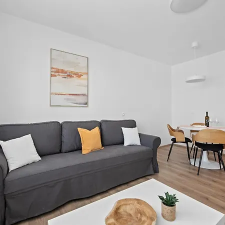 Jellyfish Apartman Pula